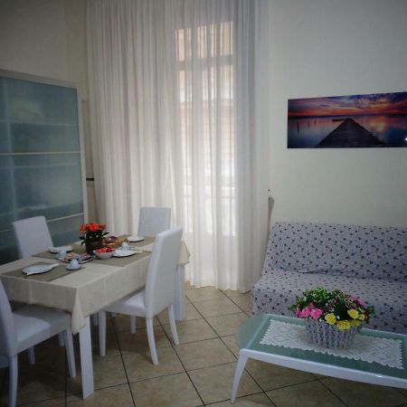 A Dream B&B Napoli ภายนอก รูปภาพ